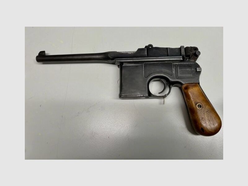 Commission pistol MAUSER C96