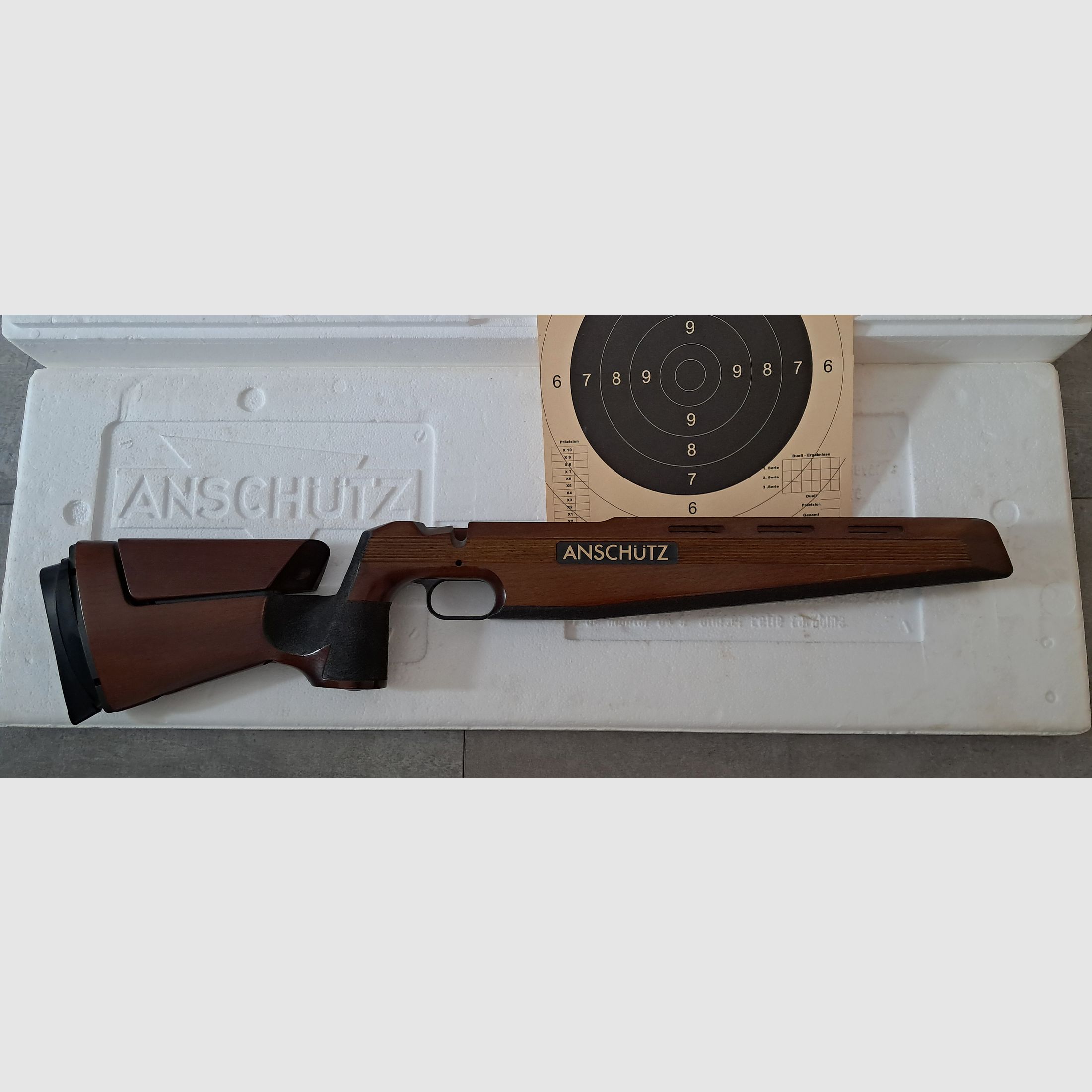 Anschütz stock KK, very good condition with adjustable cheek piece