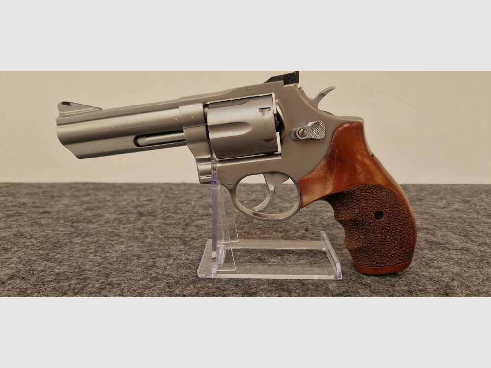 Taurus	 Revolver 669 Service - .357 Mag.