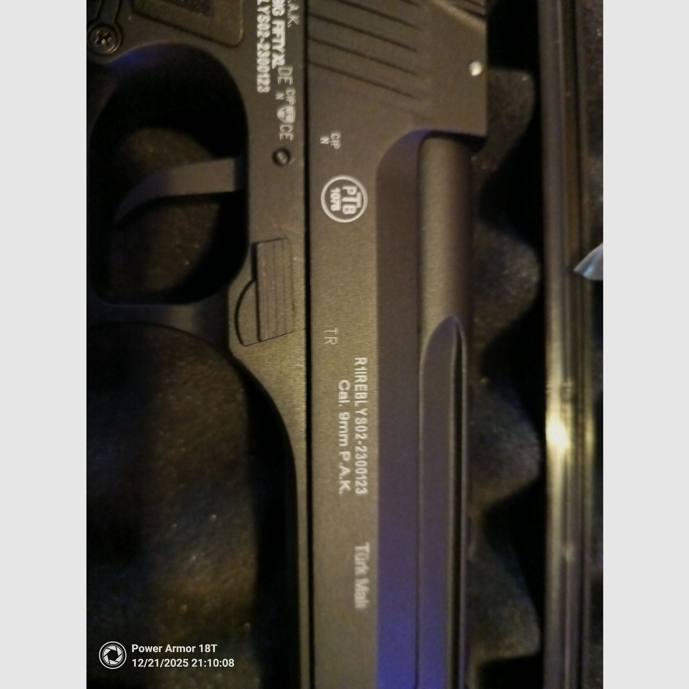 Retay Big Fifty XL including spare magazine