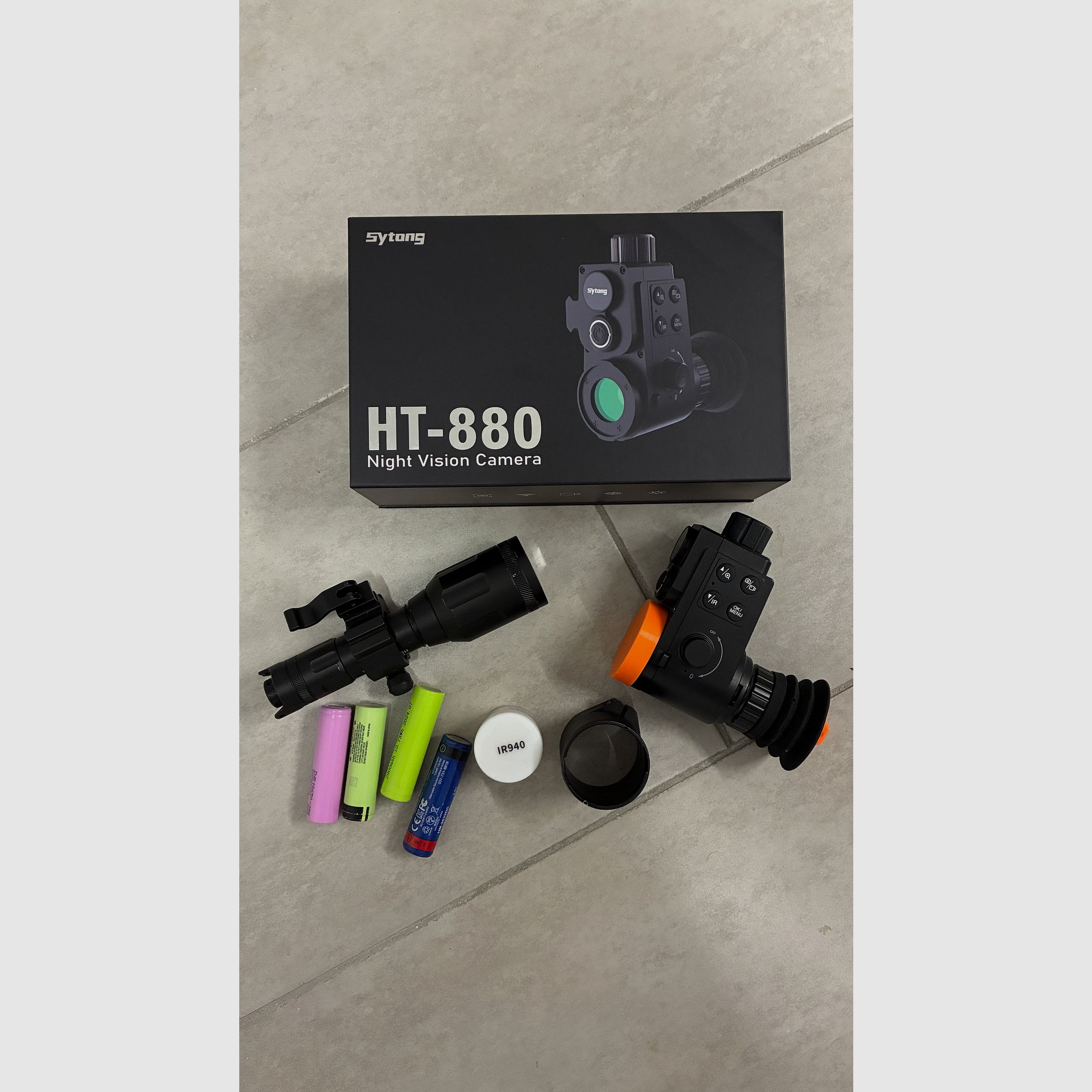 Sytong HT-880 German Edition Nachtsichtgerät + IR Strahler