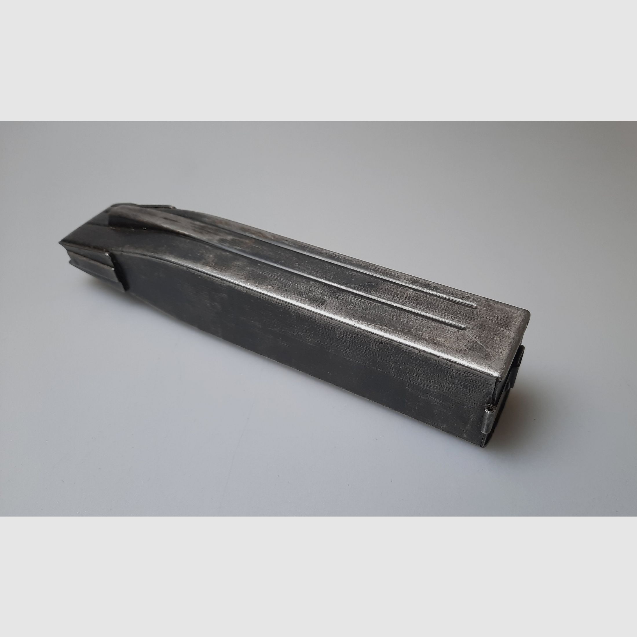Magazin Hispano Suiza MP 43/44 9mm Para 50 Patronen, Occasion