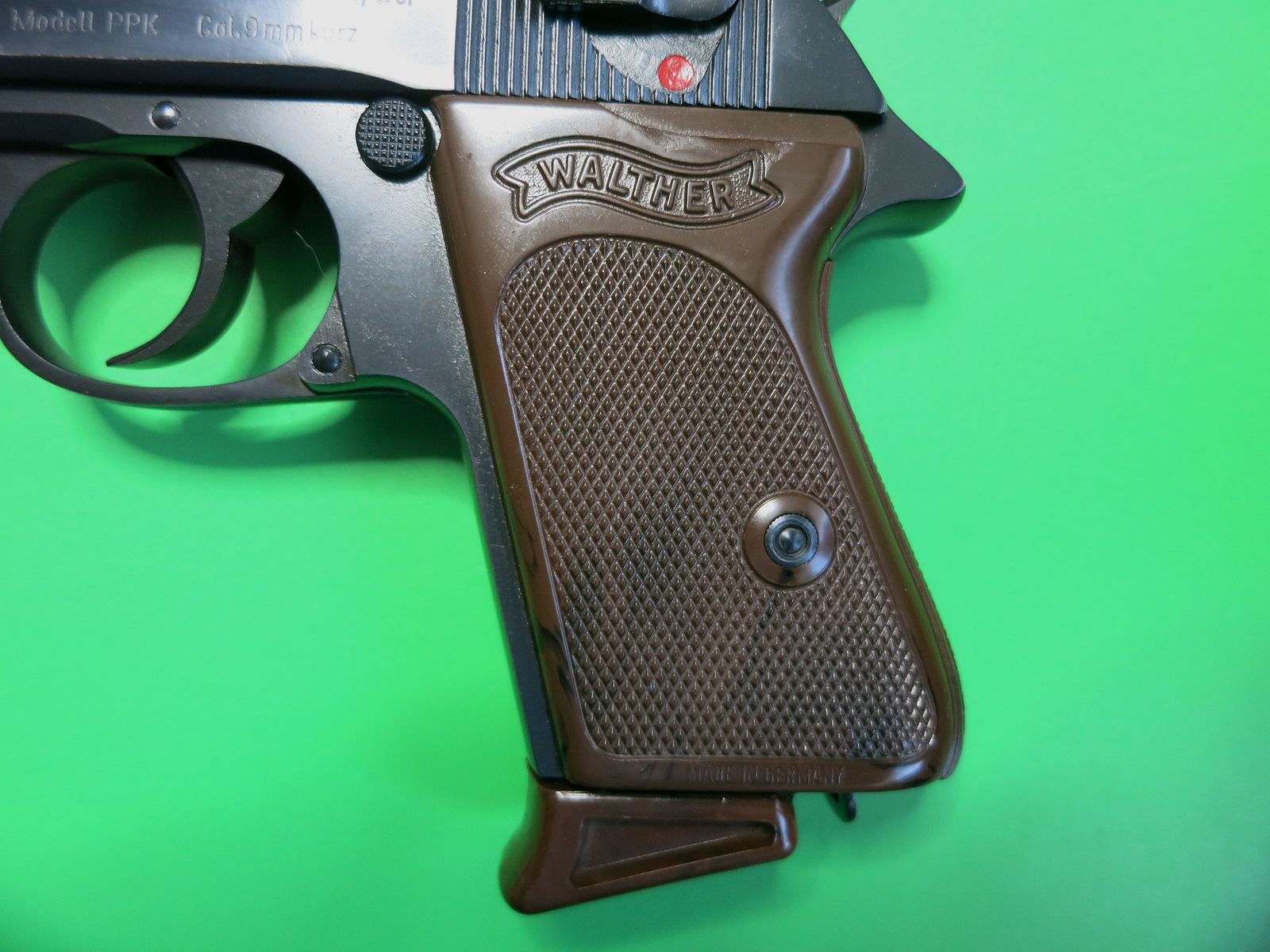 Halbautomatische Pistole, Walther PPK, Kal. 9 mm Kurz, braune Griffschalen       #74