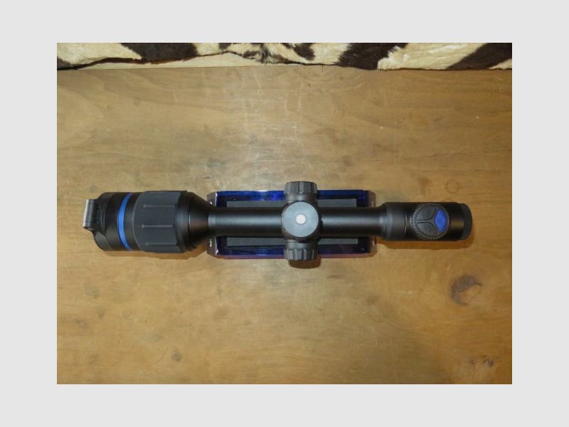 Wärmebildzielfernrohr PULSAR Thermion 2 XQ50 Pro, Bild 3 von 9