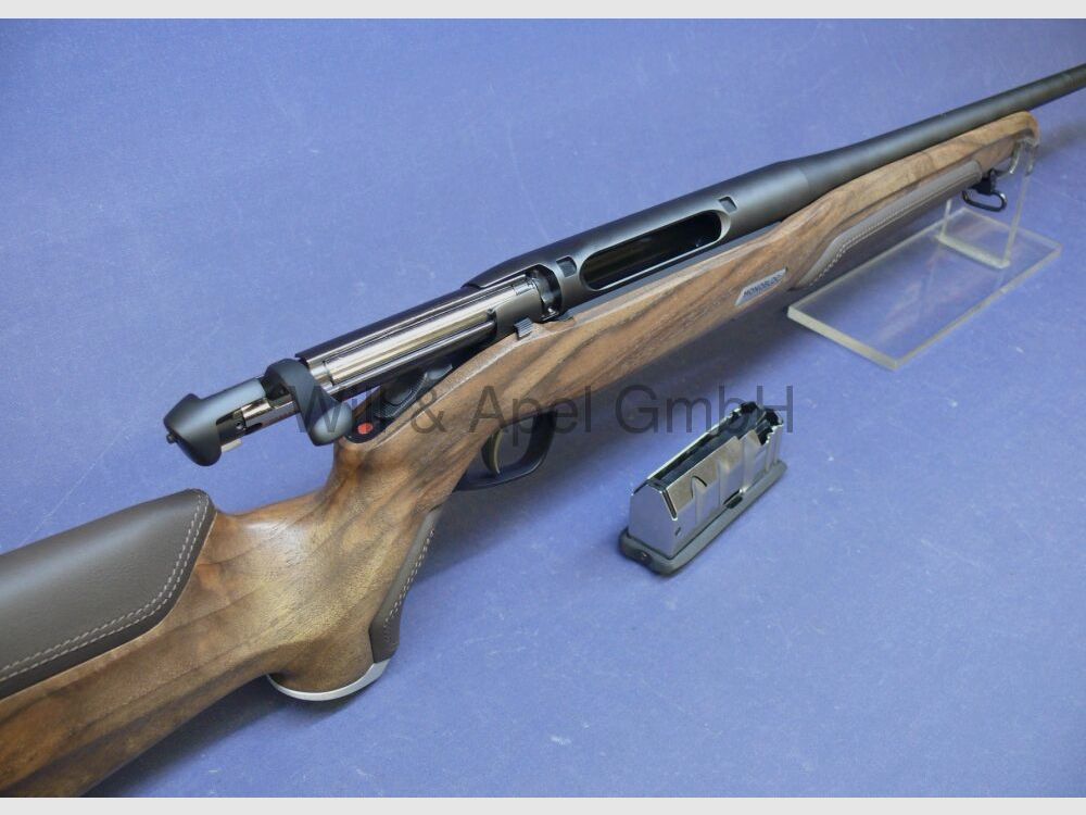Steyr	 Monobloc Holzschaft