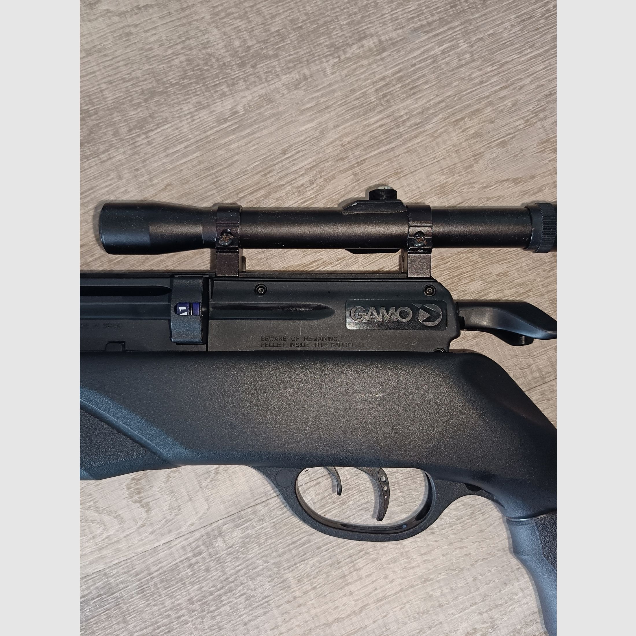 Gamo Arrow mit 4x20 und 300 bar Pumpe Neuwertig 