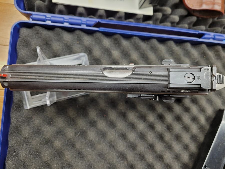 Sehr guter Pistol CZ75 TS – „IPSC Standard“ – Kaliber 40S&W – 4 Magazine (vier!) mit 16 Schuss – Gürtelholster – Waffenkoffer – Anleitung – TBE+, Bild 13 von 17