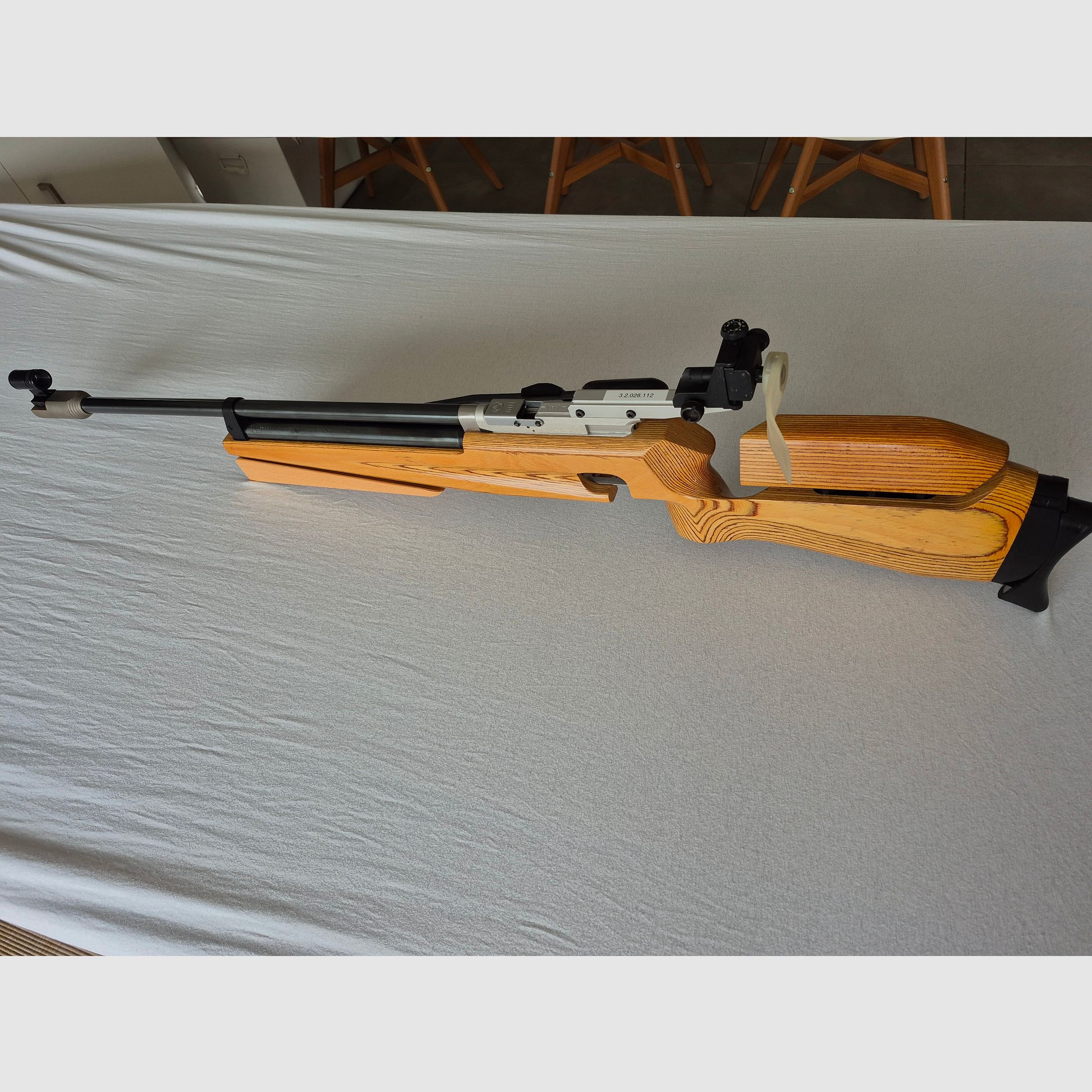 Feinwerkbau 601 omgebouwd voor liggende discipline