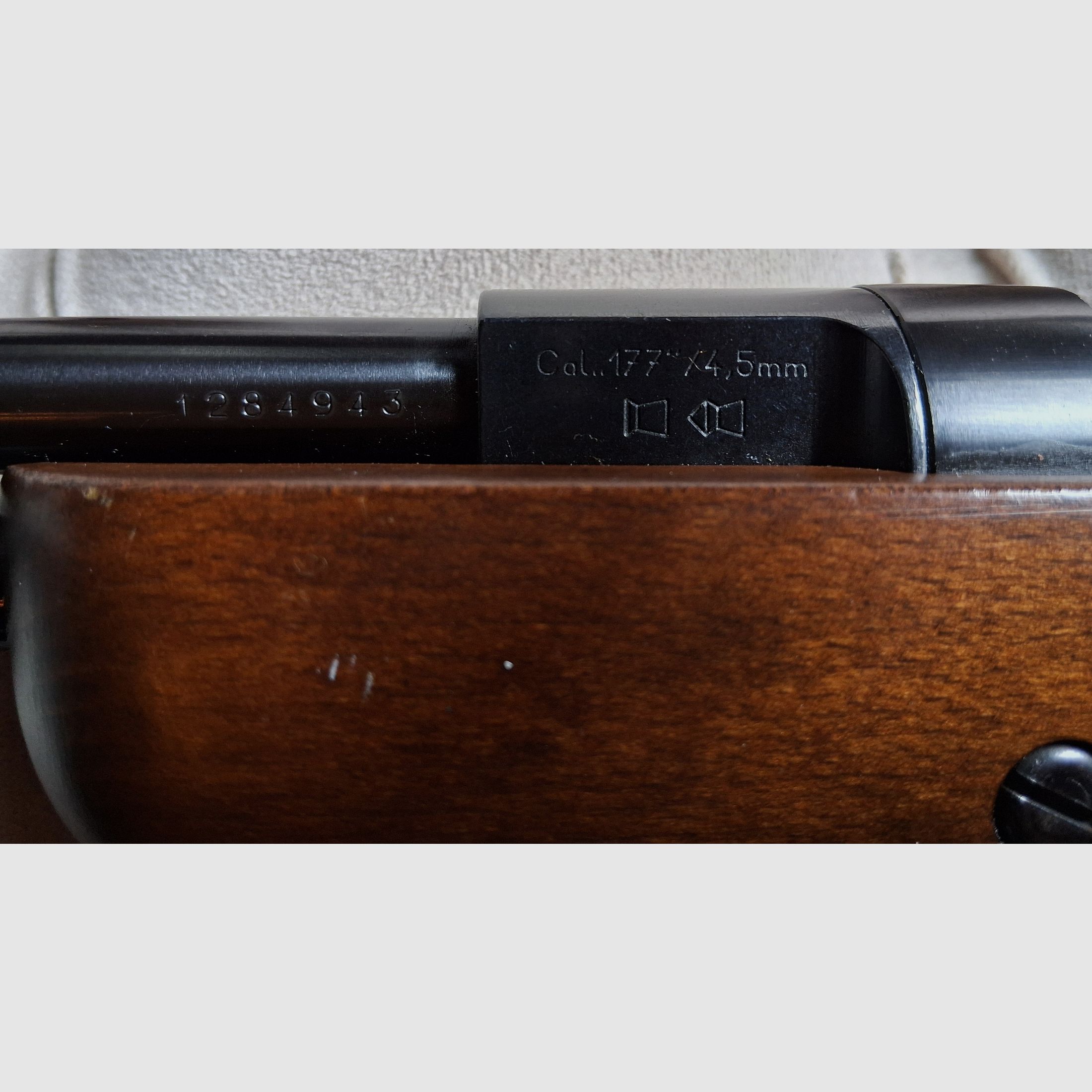Luftgewehr Weihrauch HW 77 - das Unterhebelspanner-Druckluftgewehr HW77 für Profischützen Weitschussgewehr sehr stark mit F-Zeichen Frei ab 18 Kaliber 4.5mm 0.177