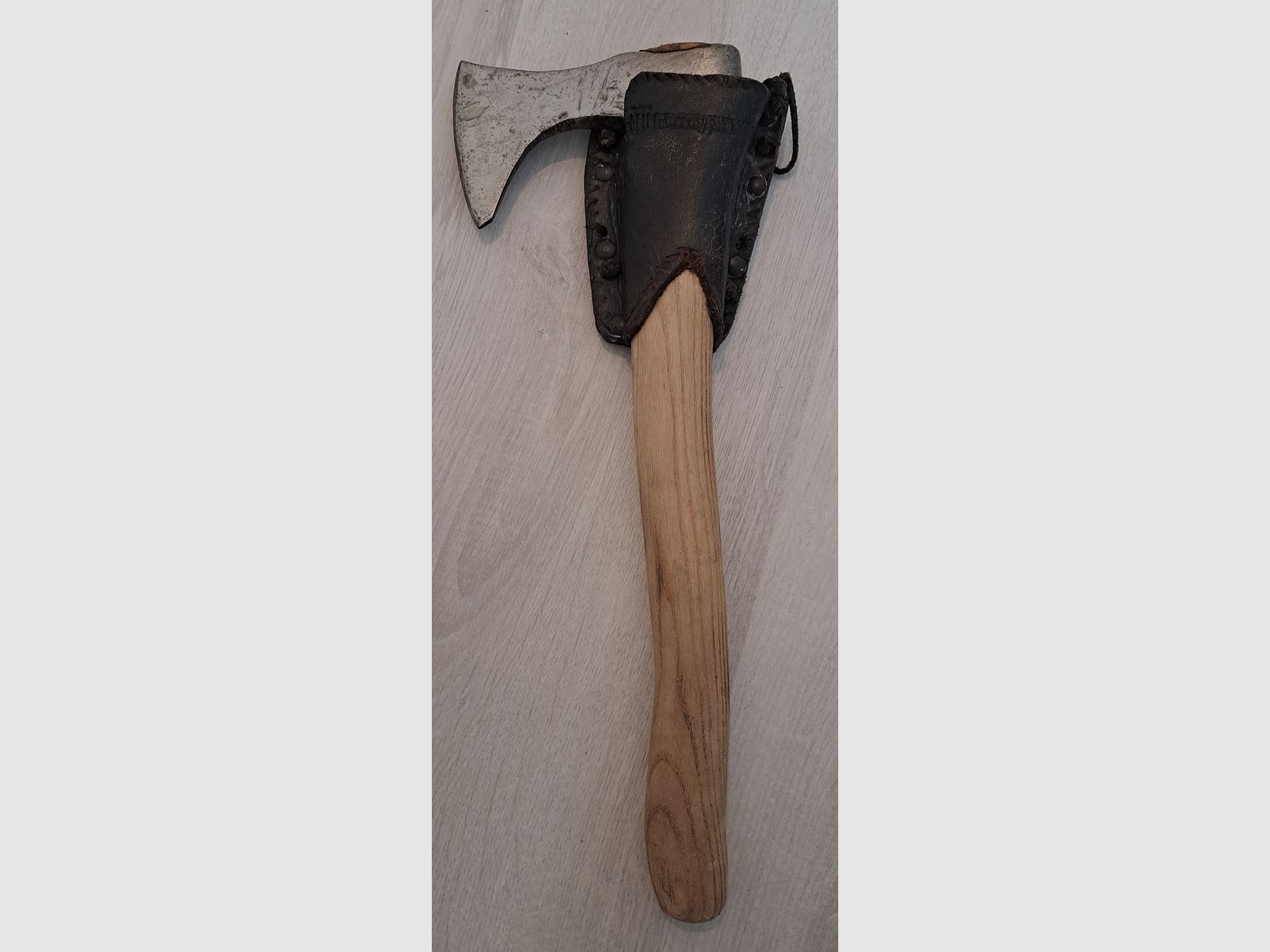 Axe, axe with belt holster