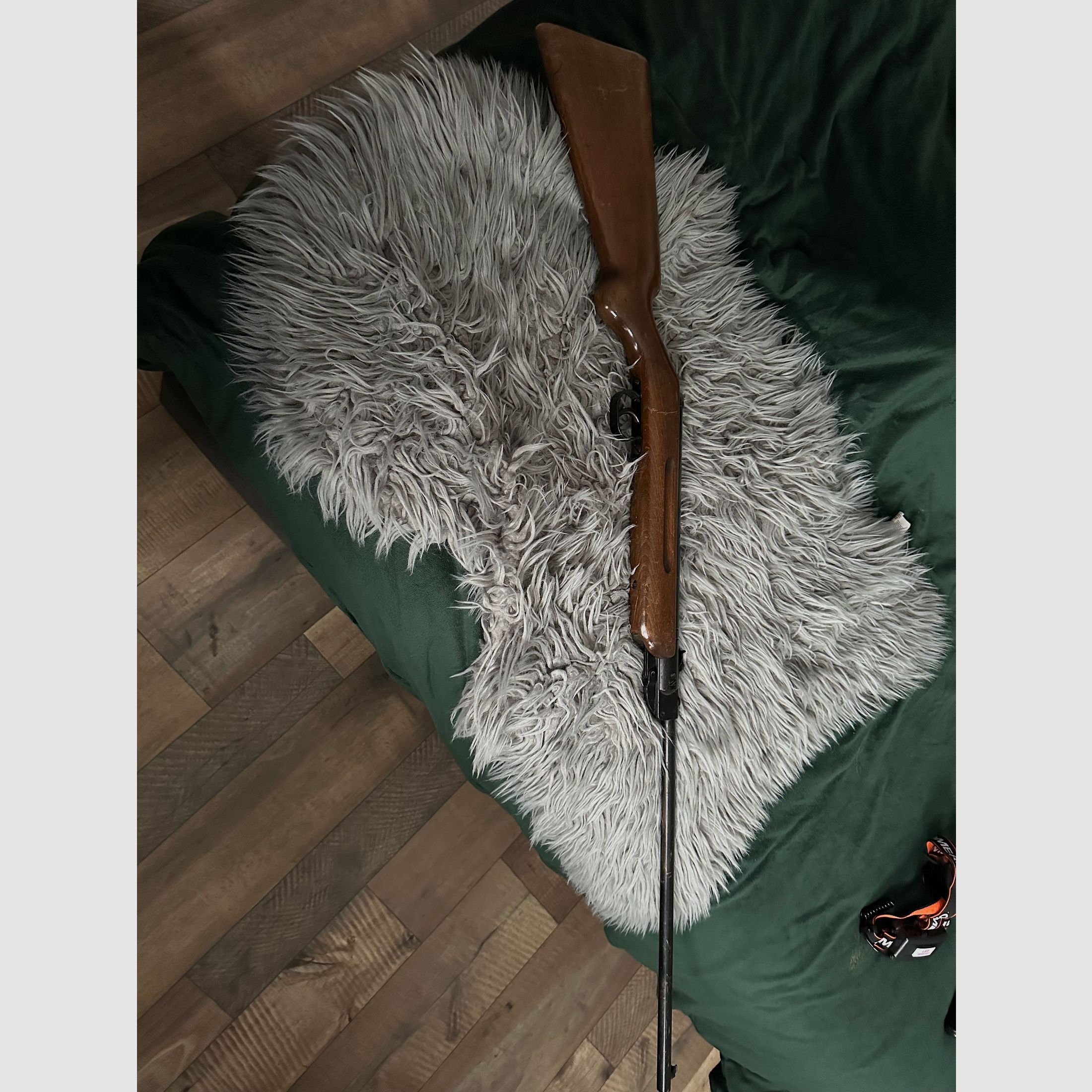 Luchtgeweer Burgo cal.4,5 mm zonder F dat voor 1970 is vervaardigd