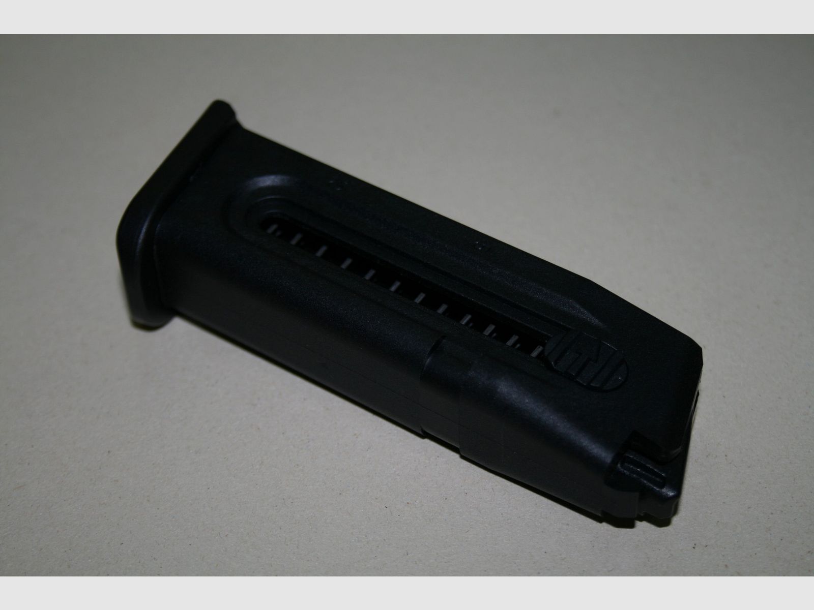 Caricatore Glock 44 calibro 22LR 10 colpi, immagine 2 di 2