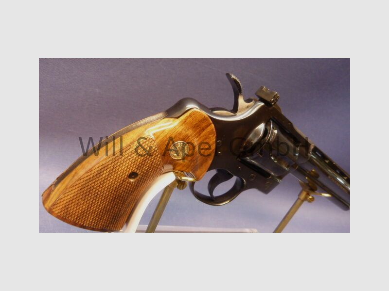 Colt PYTHON BLUE 6 POUCES