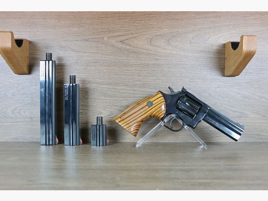 Revolver mit 4 Läufen