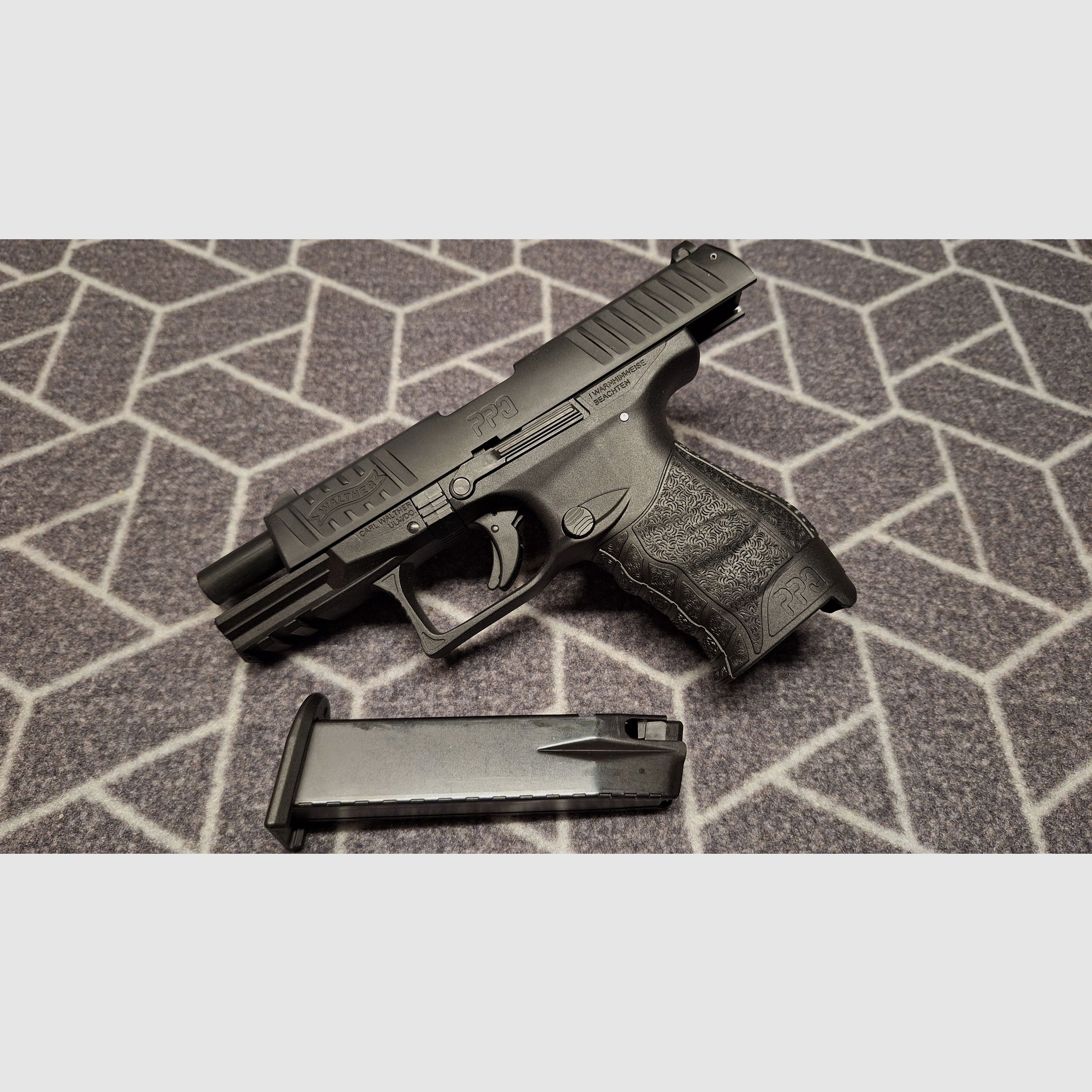 Walther PPQ M2 Schreckschuss Pistole 9mm P.A.K. schwarz NEU!
