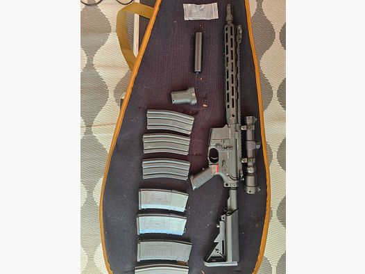 G&G Knight's Armament SR15 E3 MOD2 M-LOK S-AEG und jede Menge mehr 