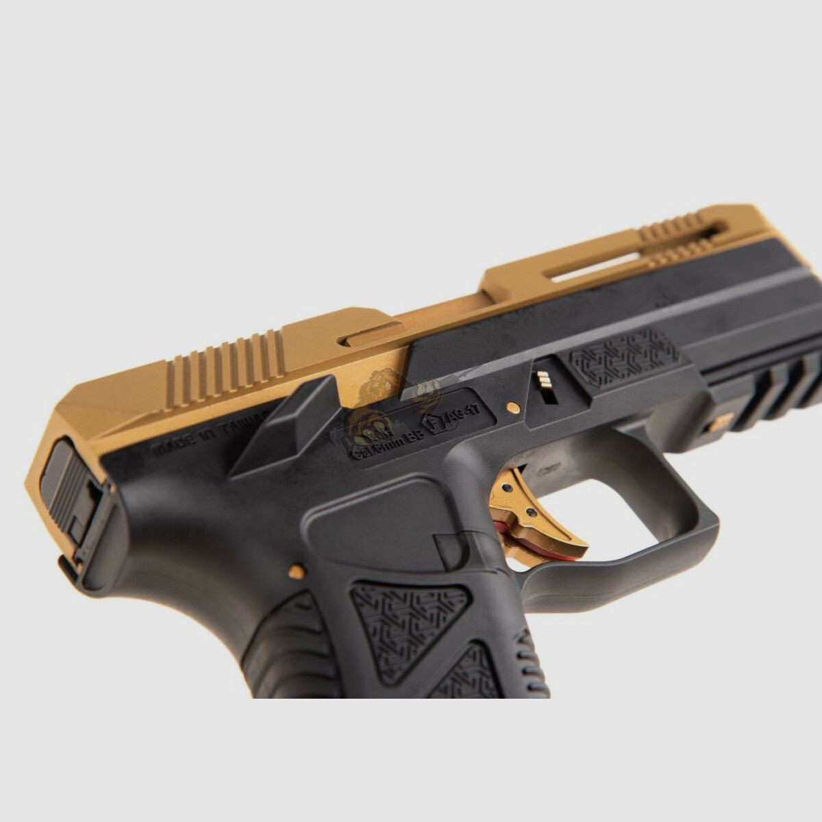 AG-17 Metal Version GBB Gold -F-