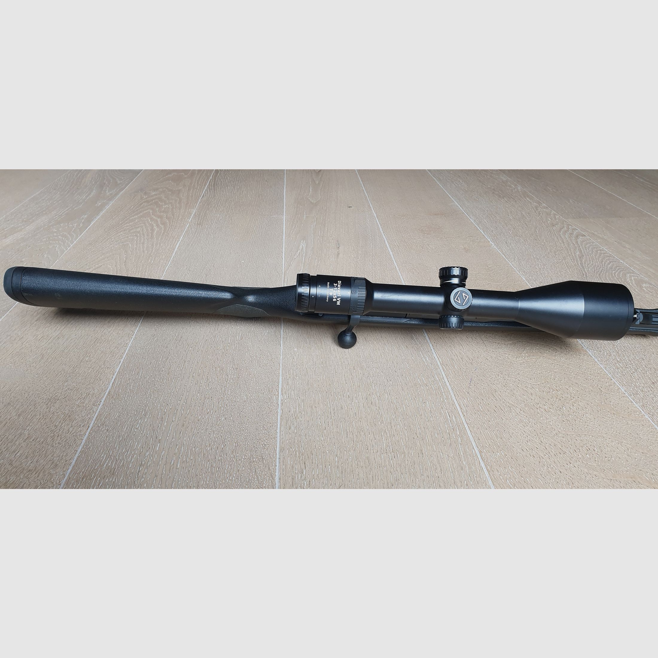 R93 offroad semi-weighted fluted, tracking shaft