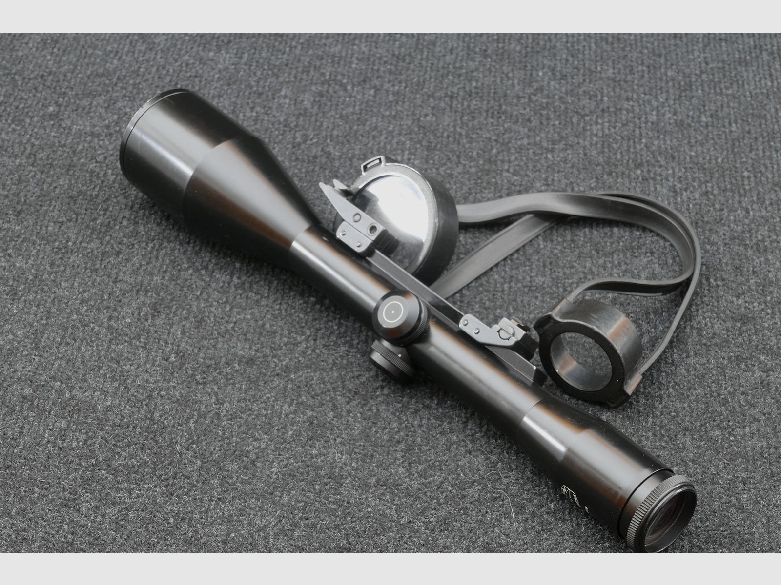Schmidt & Bender 8x56 Wetzlar – Reticle 1 – Zeiss external rail – EAW swing mount