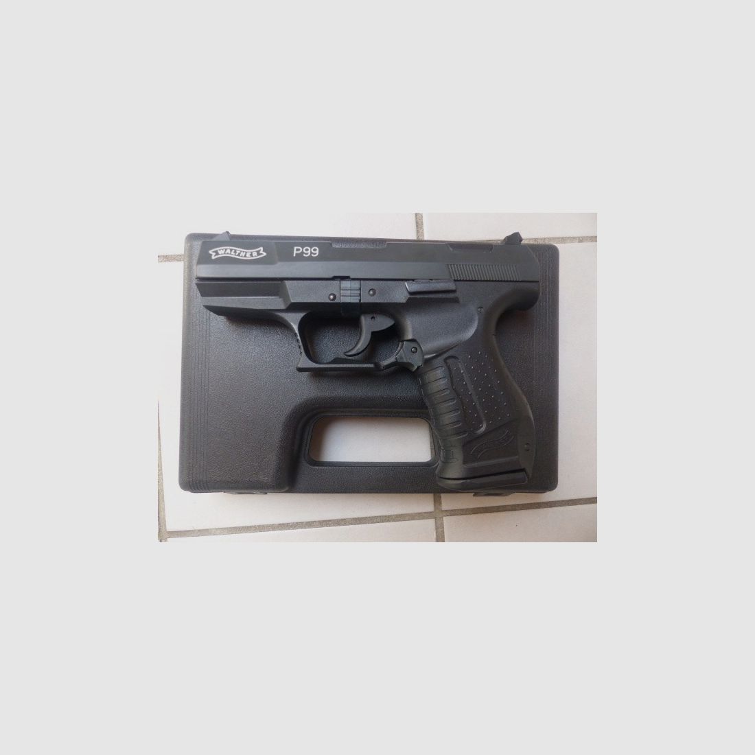 WALTHER P99 with magazine unfired