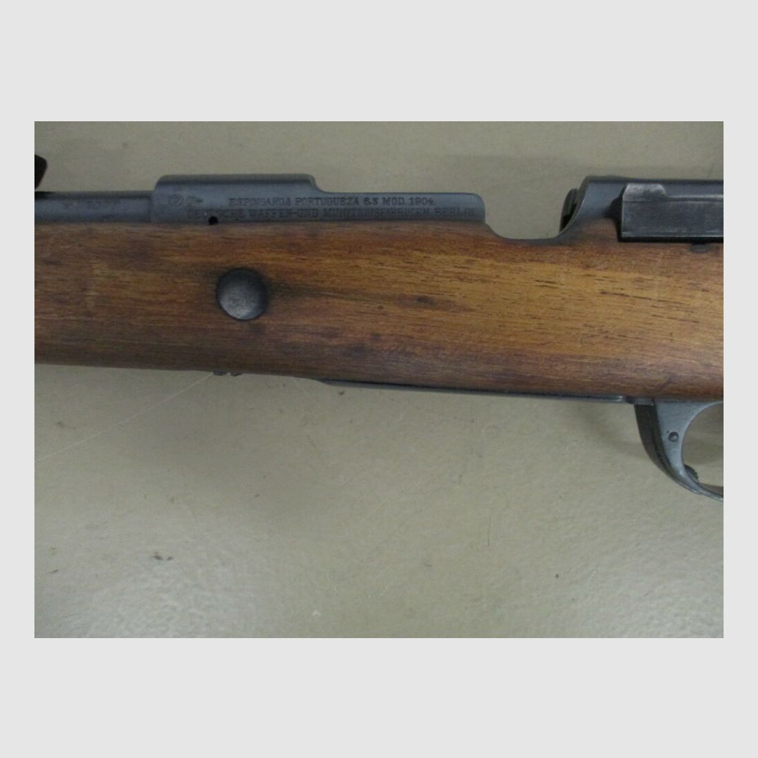 Rifle de repetición DWM 1904 para Portugal - antiguo cargador único - con culata de caza 1904