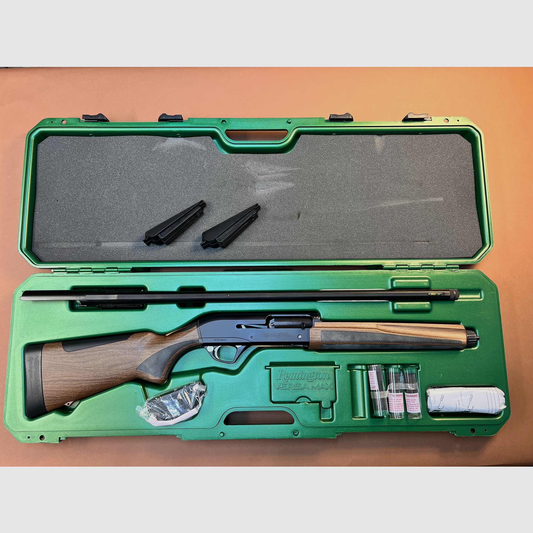 Neuwaffe! SLF Remington Versa Max Holz 12/89 im Koffer + Slug Lauf neuwertig!