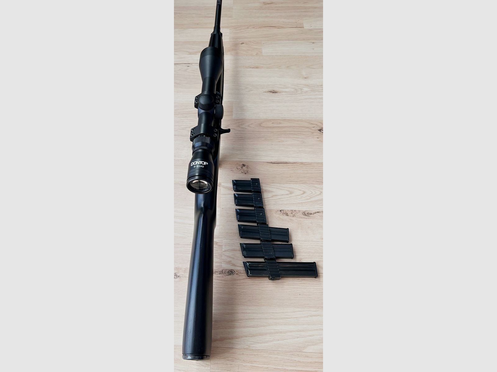 Erma EGM 1-Black -   KK-Selbstlader mit 7 Magazinen
