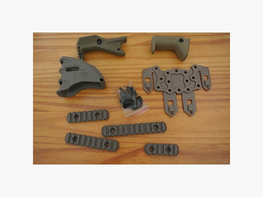 Konvolut Ergonomischer Frontgriff 21 mm Picatinny Schiene Molle TAN Armee Outdoo
