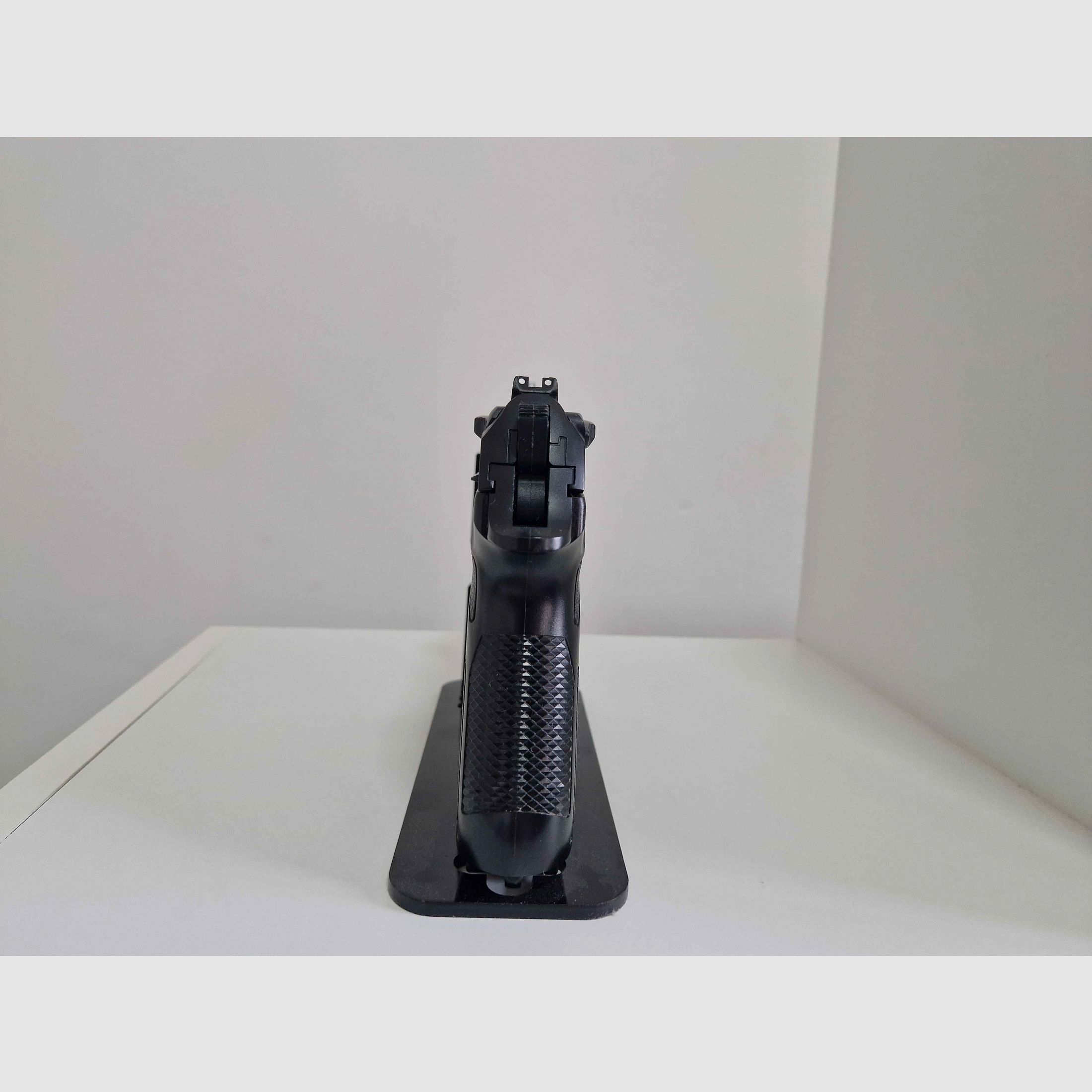 Airsoft / Softair Set – G36C AEG + Beretta 90Two – Beginner set, under 0.5 Joule