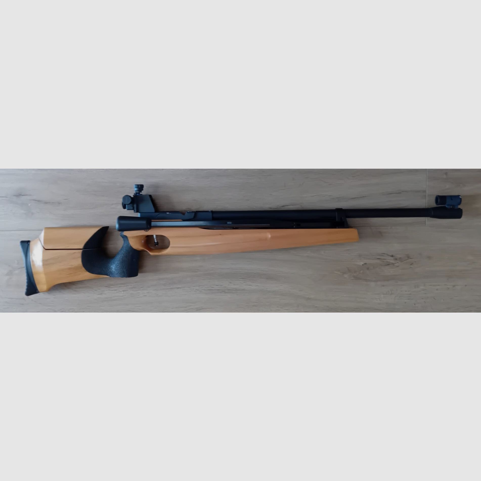 Carabina de aire Walther LG 210 JUNIOR