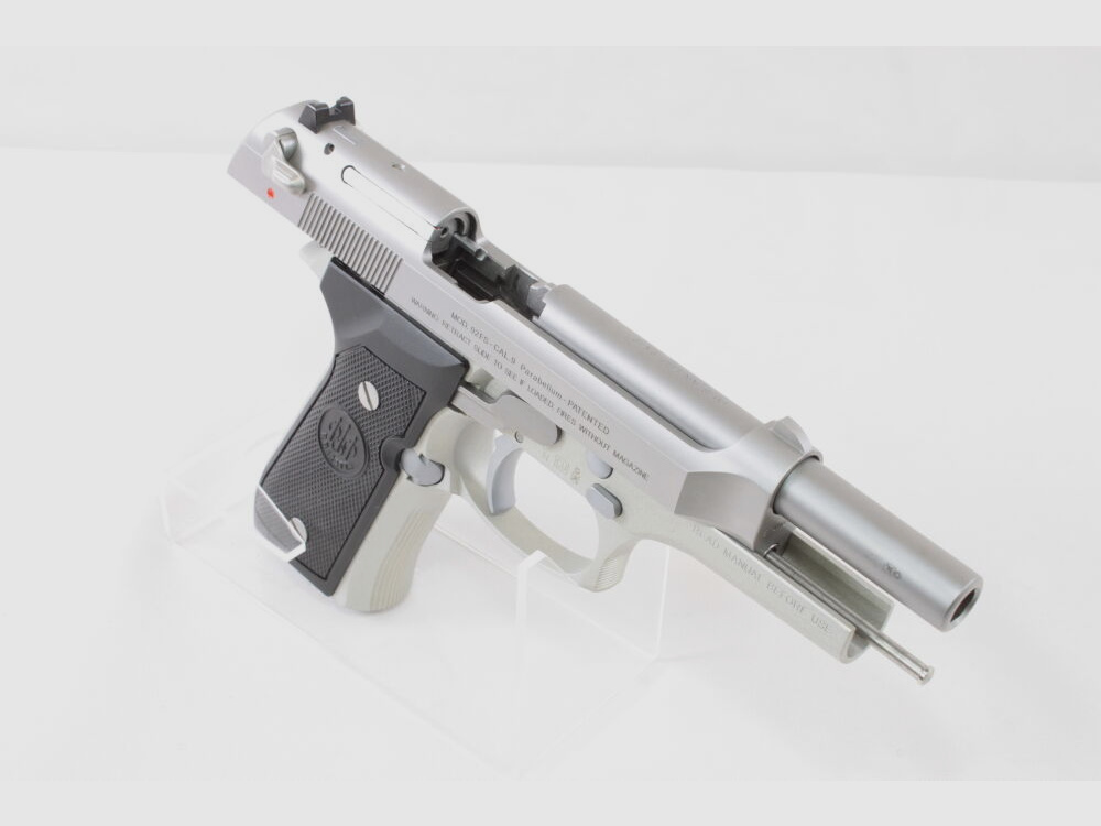 Beretta 92FS Inox - 9mm Luger - beaucoup d'accessoires