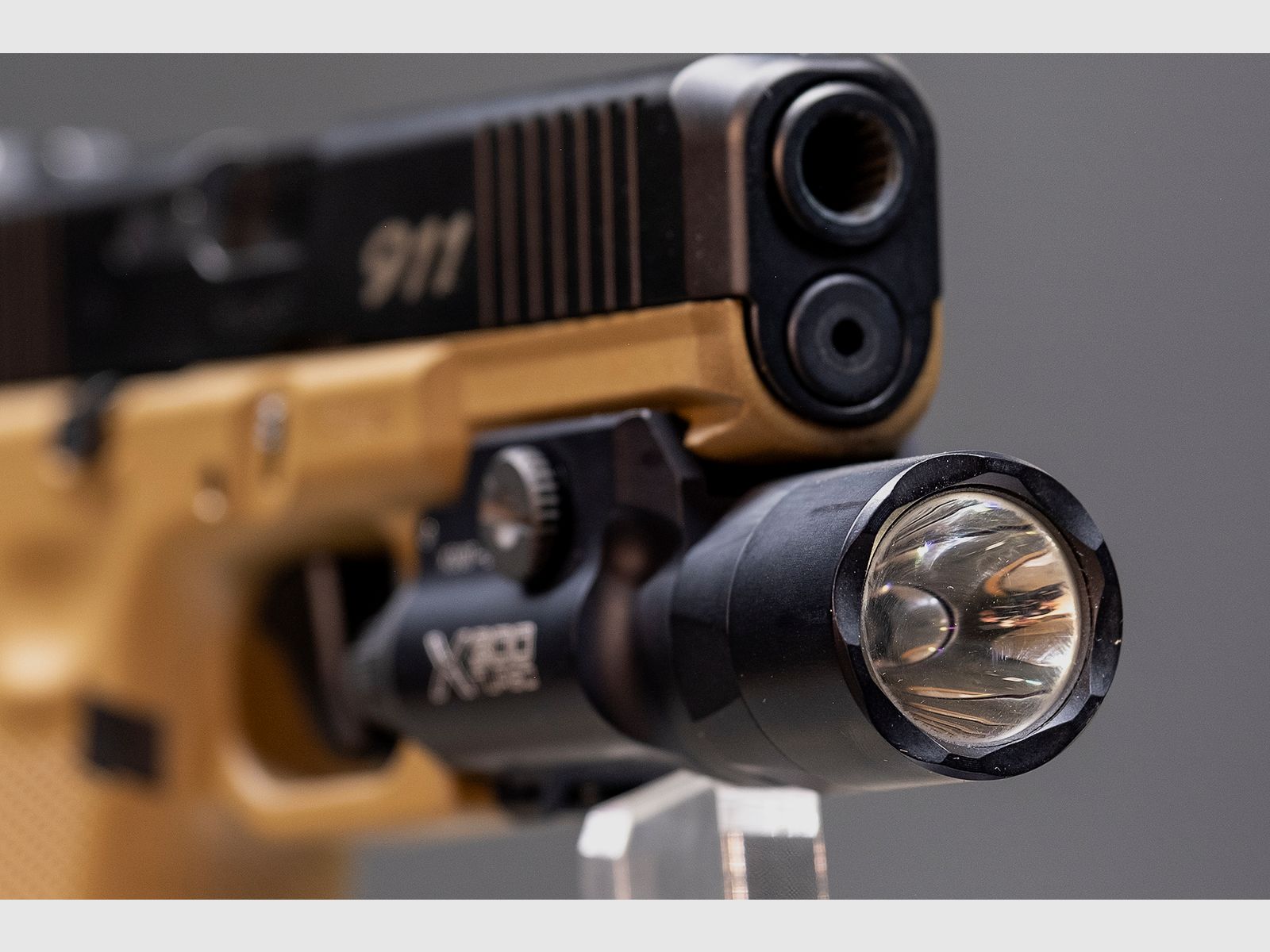 Surefire X300, image 7 of 8