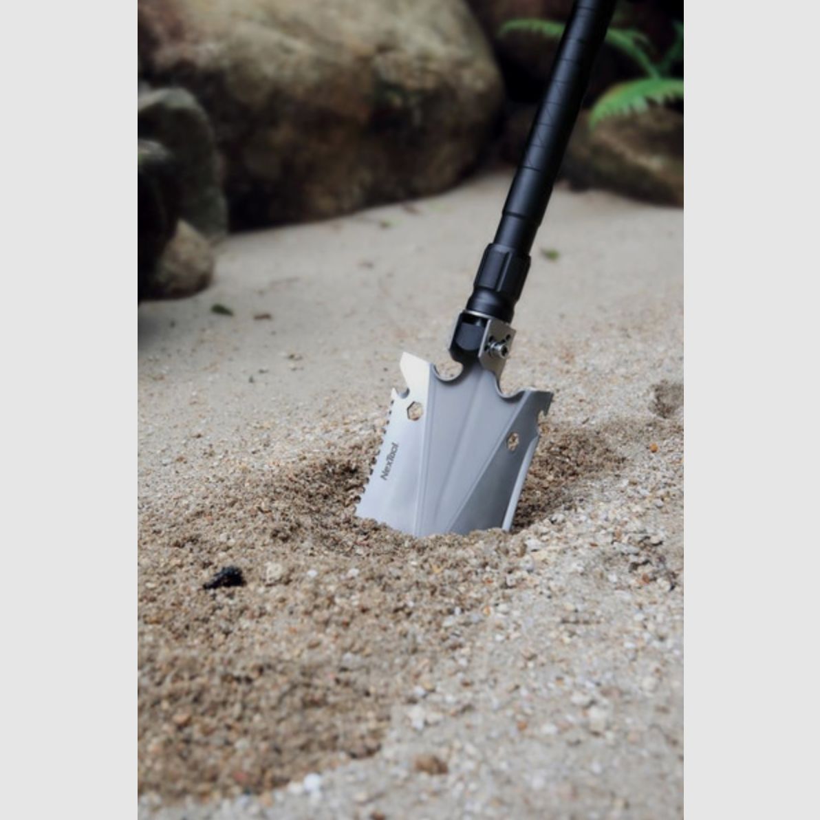 Nextool KT5524 Frigate innovant pelle pliante d'extérieur Prepper