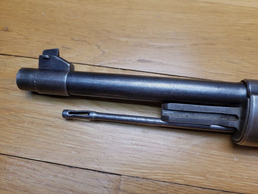 Sehr schöne K98 Büchse aus der frühen Zeit des Dritten Reichs – Code S42/G, hergestellt von Mauser – nicht monomatrikuliert – Waffe von April 1935 – hervorragender mechanischer Zustand – Lauf in Top-Zustand – Sehr schöne, seltene Waffe in ausgezeichnetem Zustand, Bild 35 von 35