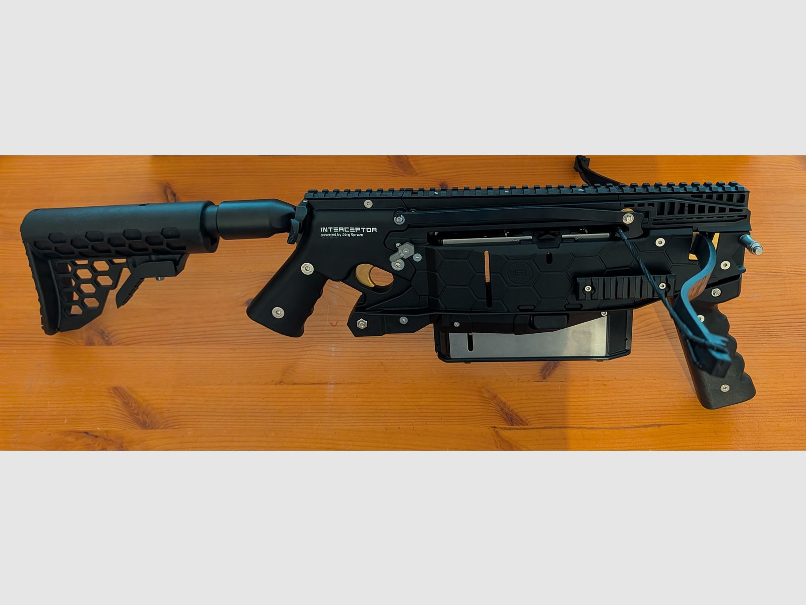 GoGun MEY Interceptor Armbrust + 30 Bolzen + Zubehör