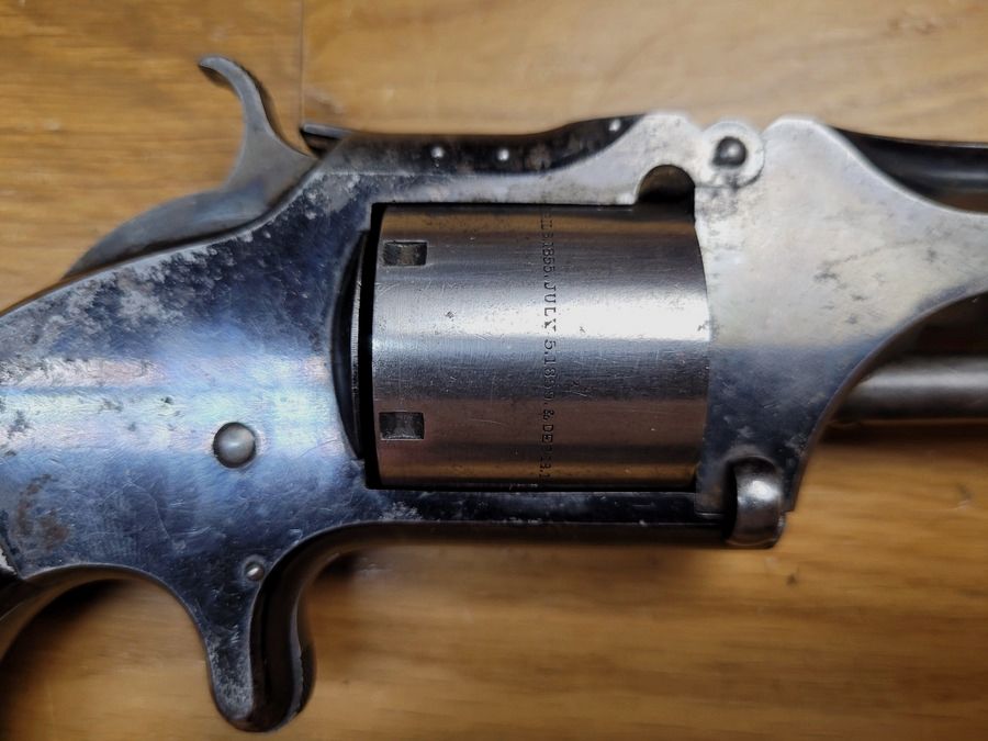 Mityczny rewolwer Smith & Wesson N°2 – Old Model Army 1860 z 1869 roku – 32SWL nabój boczny w 5 calach – Otwieranie Tip-Up – Idealna mechanika i lufa – Oryginalne oksydowanie w 60% – Pojedynczy numer seryjny – Ikona historii broni USA – TBE, zdjęcie 5 z 23