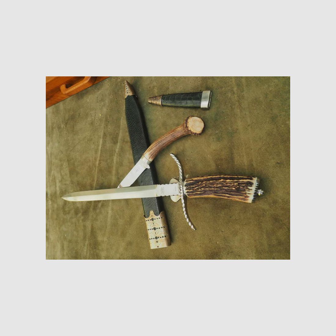Coltello da caccia, su misura, con nicker e scatola, attrezzatura da caccia, immagine 10 di 11