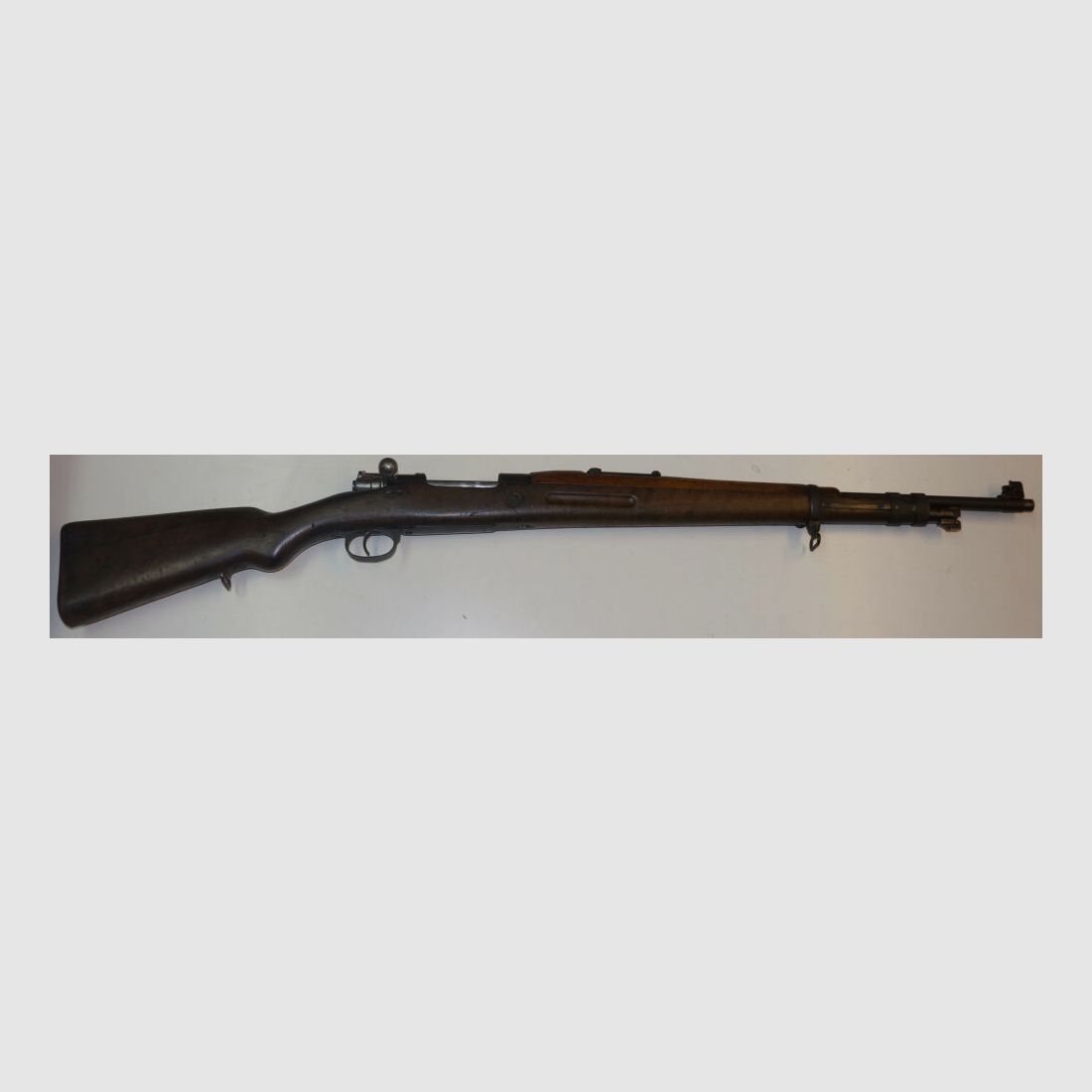 La Coruna repeating rifle La Coruna Mod.98/43, caliber 8x57IS, FABRICA DE ARMS-manufactured in 1949, numbered.