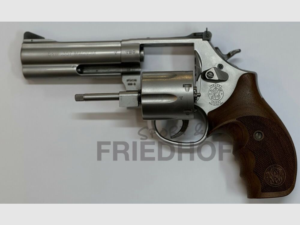 Smith & Wesson	 686 Security Special