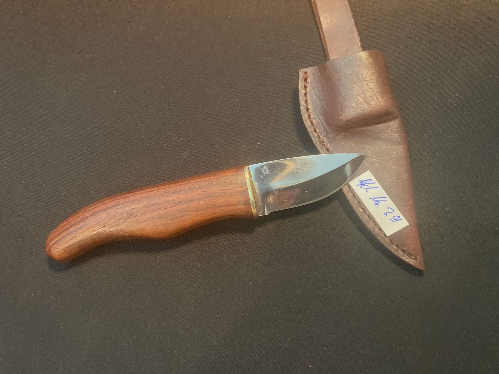 Skinner, Jagdmesser, Gürtelmesser, Messing, Lederscheide, Holzgriff, 39