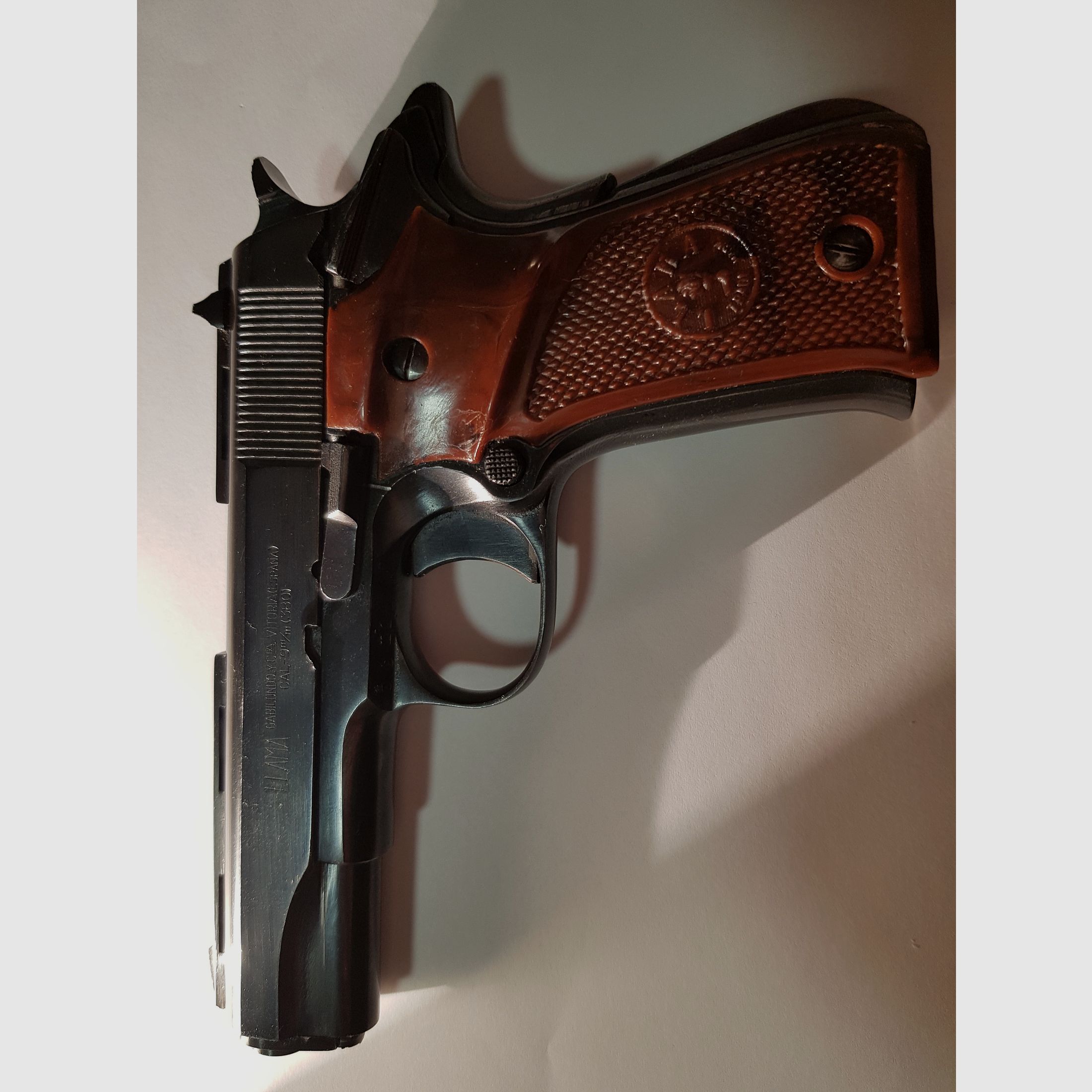 Pistool Llama Especial 9mm (380) kort