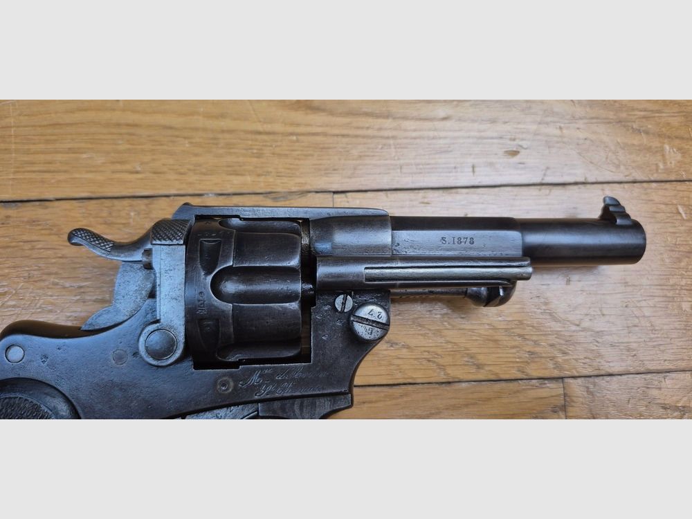 Guter Offiziersrevolver Modell 1874 – Waffe vollständig monomatrikulier bis zu den Griffschalen – MAS 1878 – Guter Lauf – Neu brüniert – Sehr gute Mechanik – BE/BE+, Bild 5 von 20