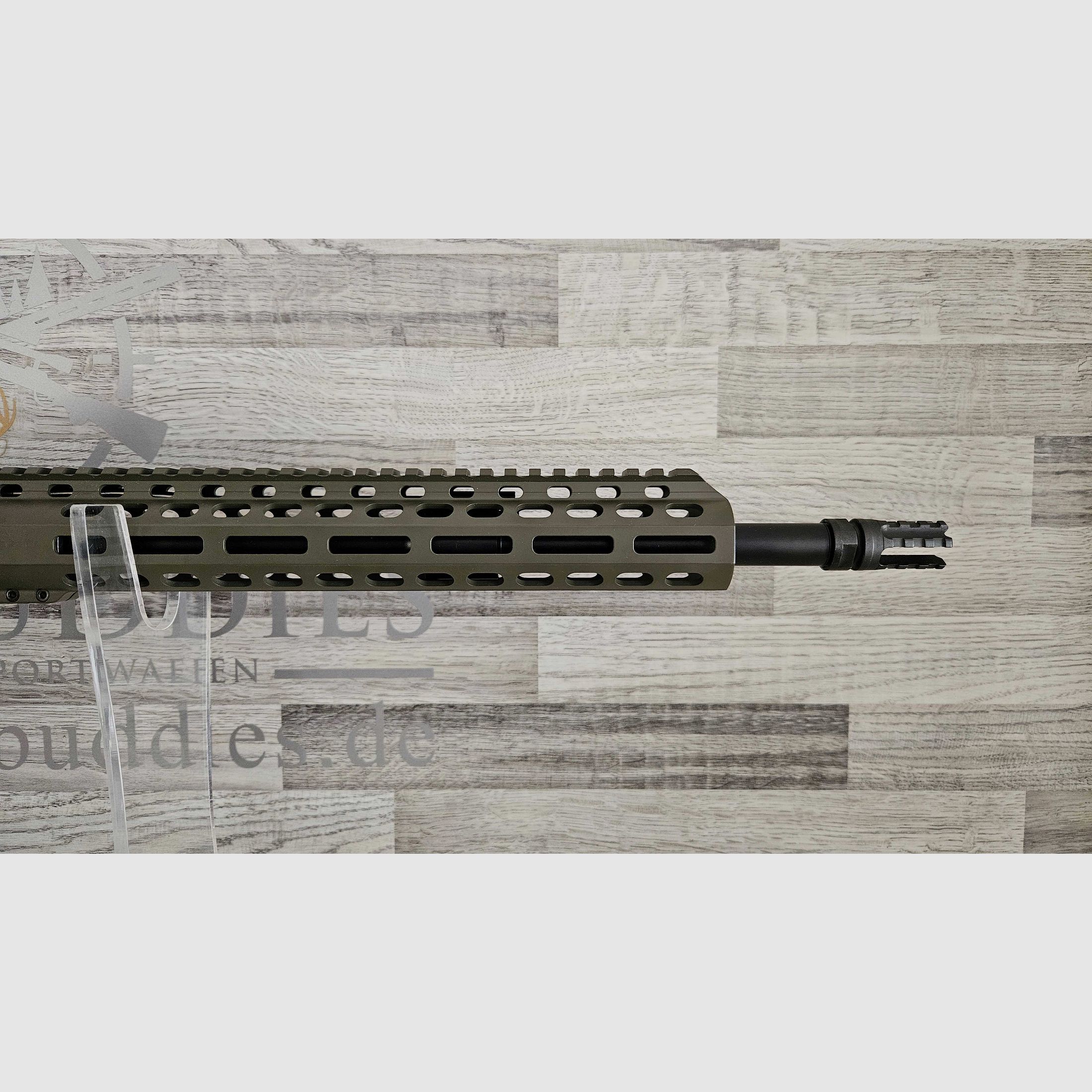 Schmeisser AR-15 M4FL OD Green 14,5" Kal. .223Rem. + Falke LE OD Green - versandkostenfrei - Neuware vom Fachhandel