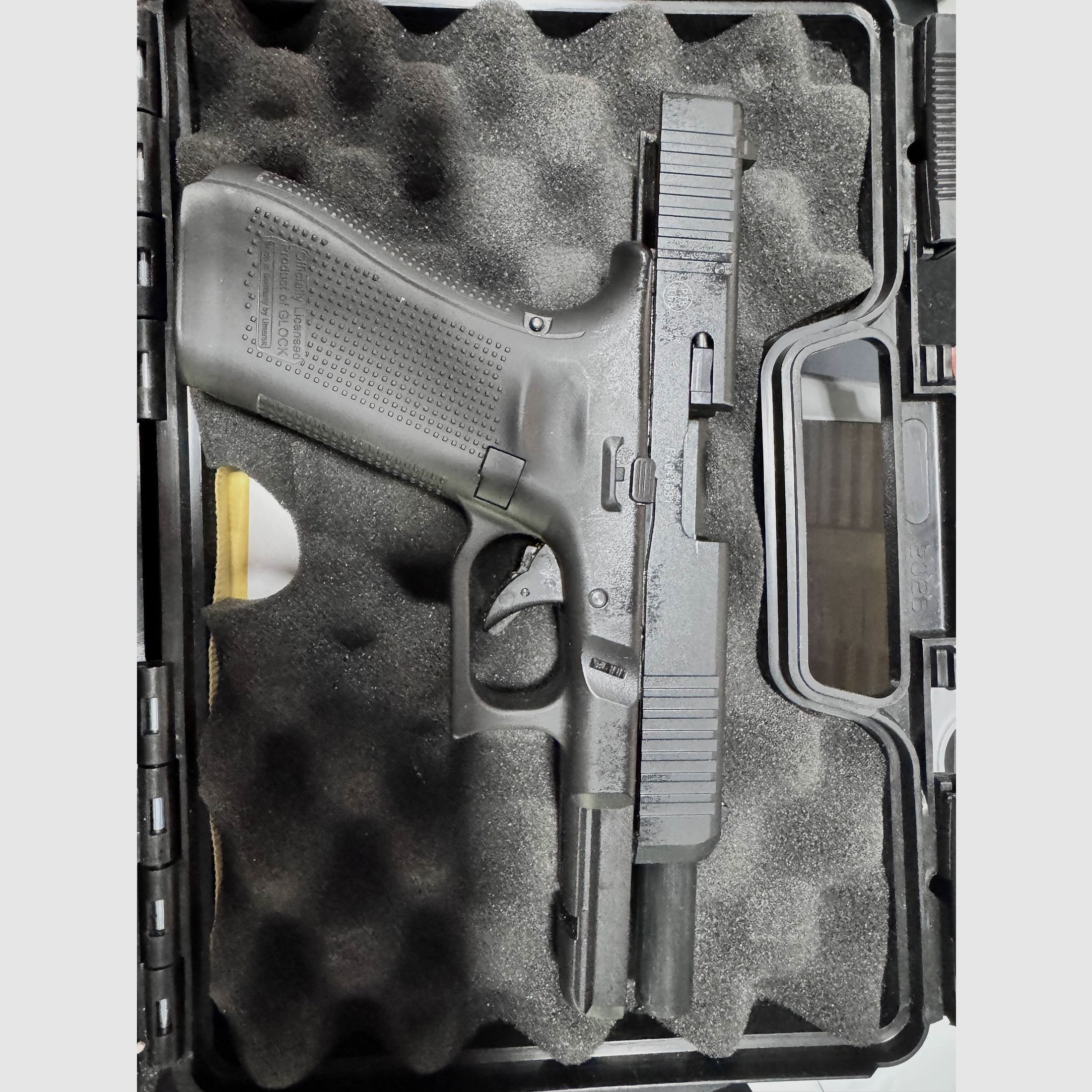 Glock 17 Gen 5 9mm P.A.K