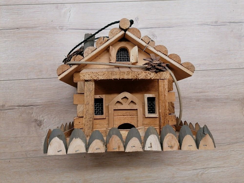 Futterhaus Jäger, Bild 1 von 2