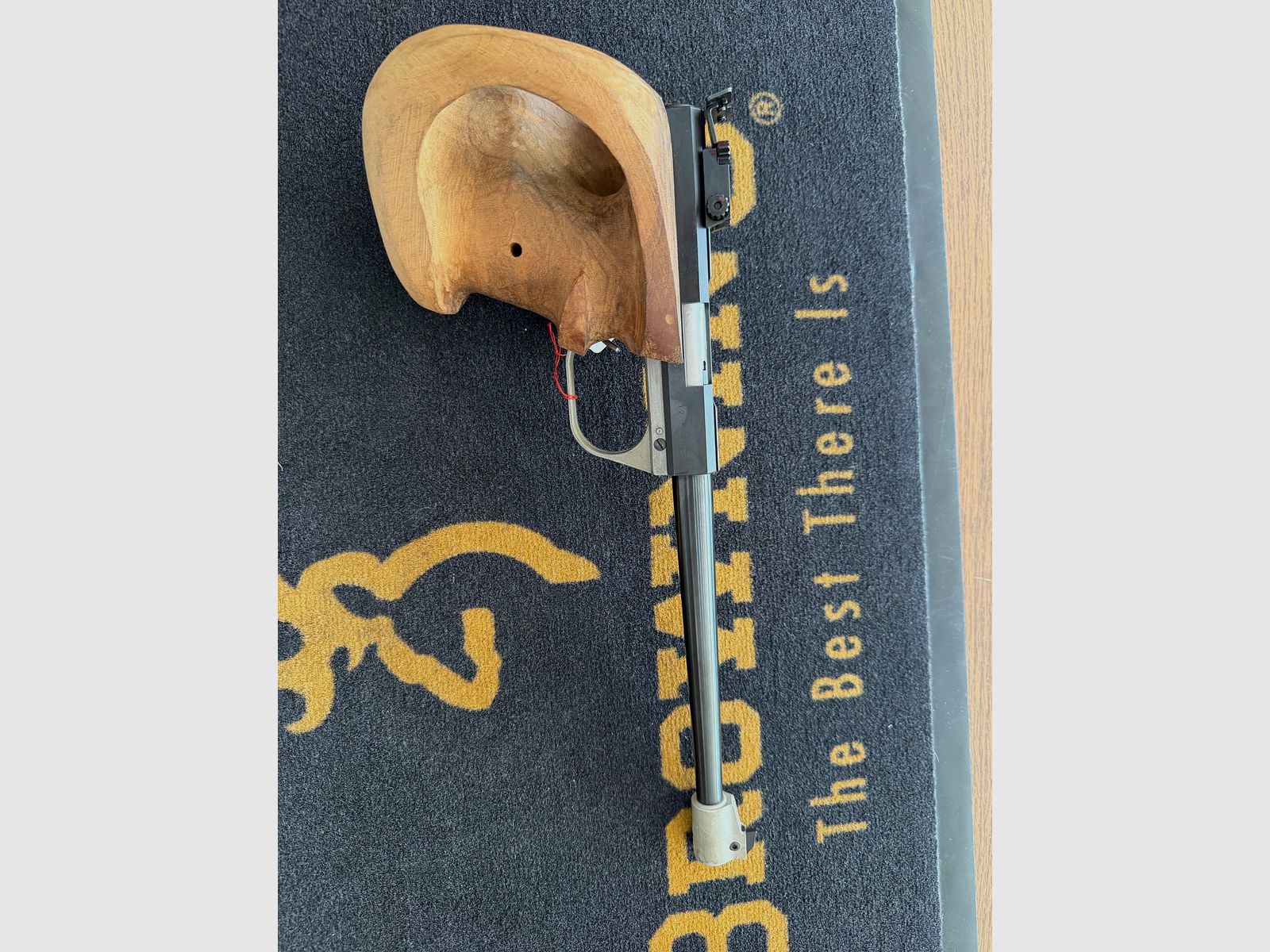 Freie Pistole Hämmerli  22lr mit orthopädischen Griff 