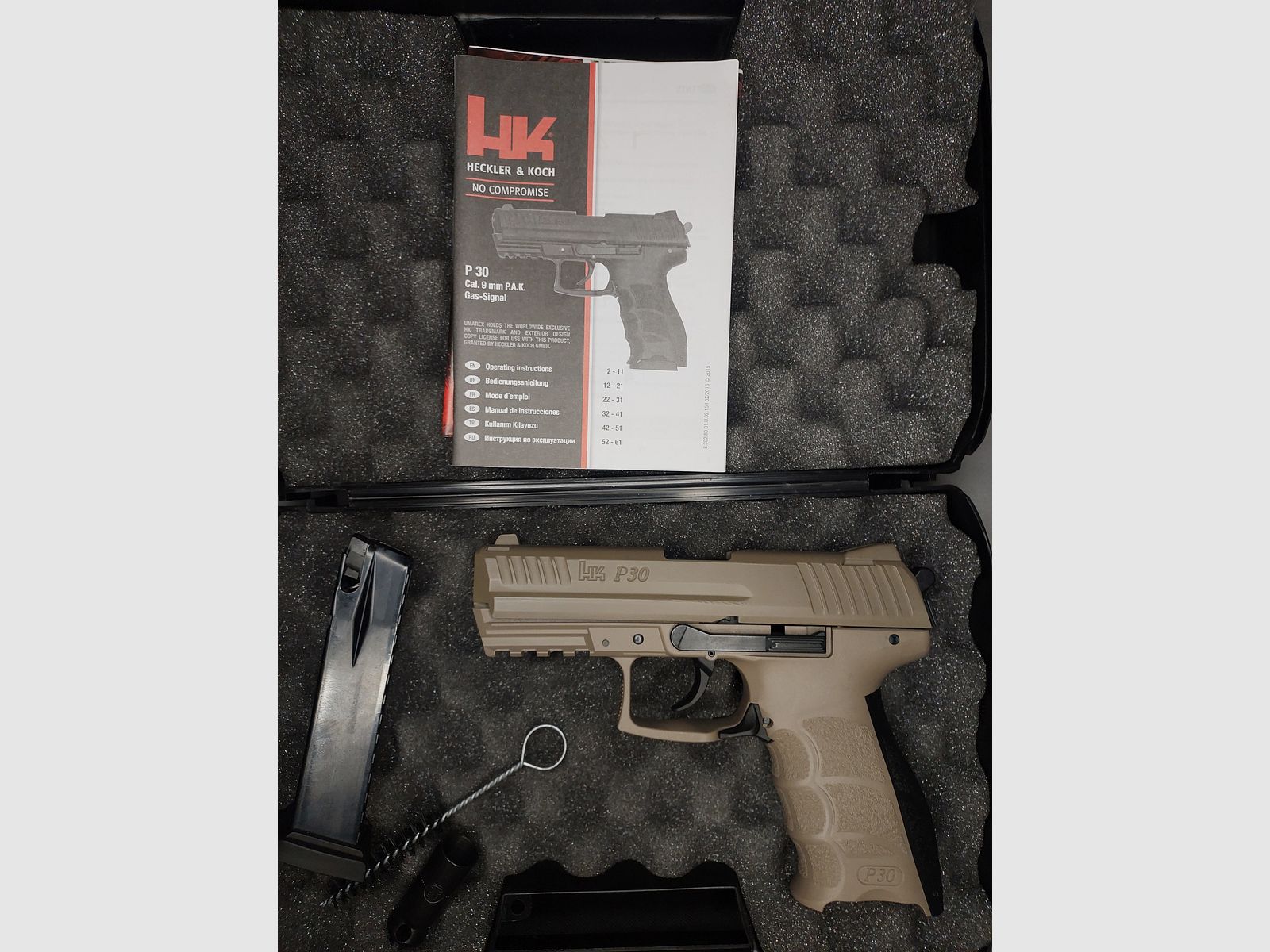 Heckler & Koch P30 Schreckschuss-Pistole 9 mm P.A.K. TAN / FDE (PTB 912)