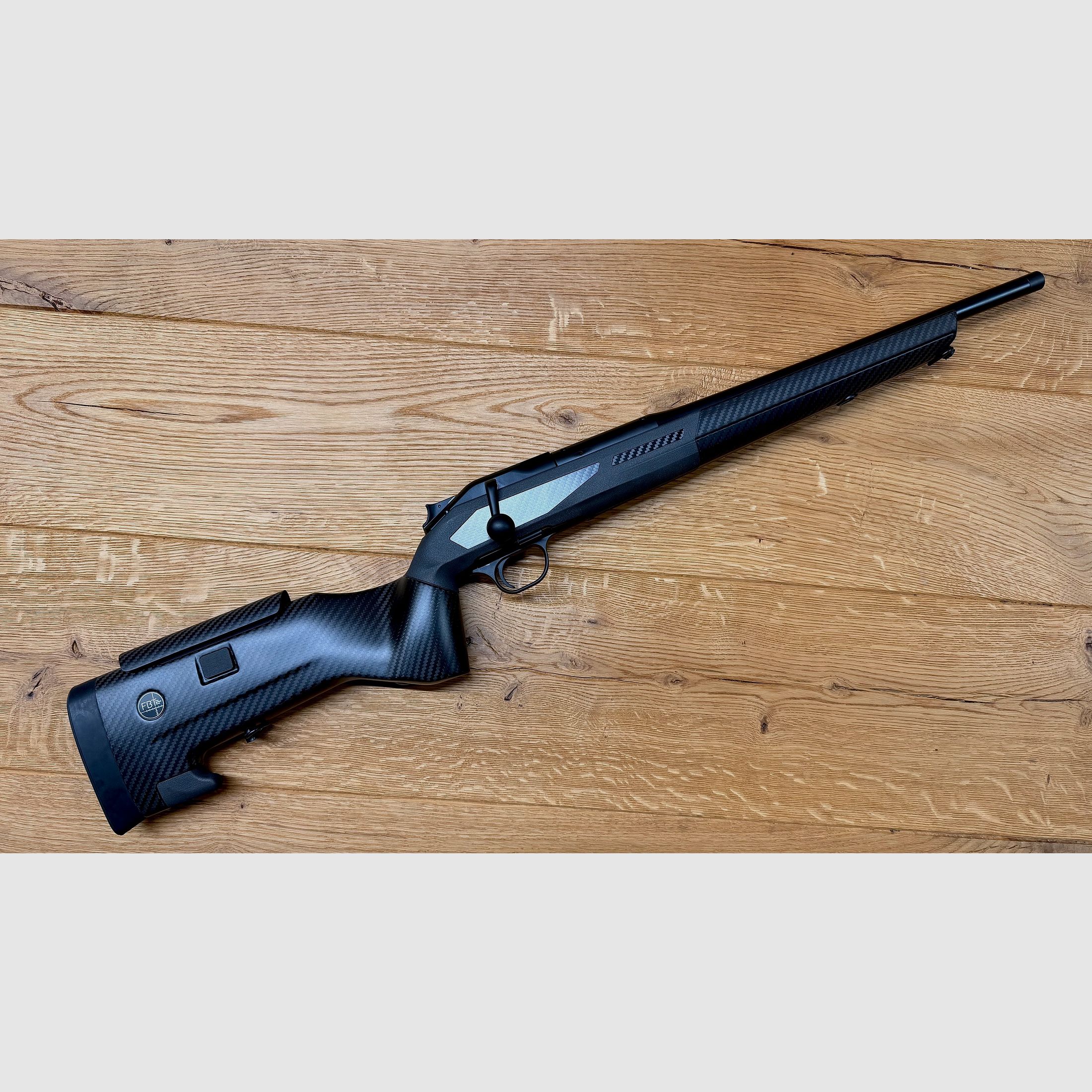 Blaser R8 mit FBT Carbonschaft Superergonomisch / .308 Win. / 47cm LL / M15x1 / TOP