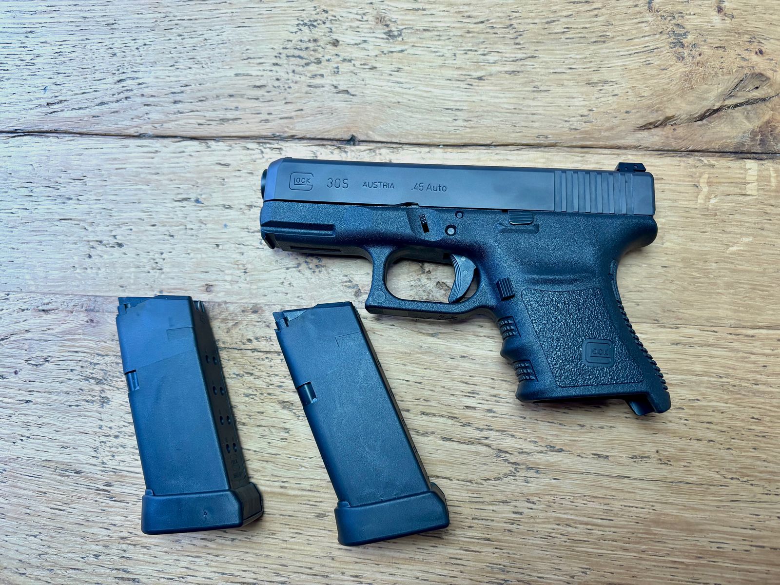 Glock Mod. 30 S Cal. .45Auto - ensemble complet - comme neuf