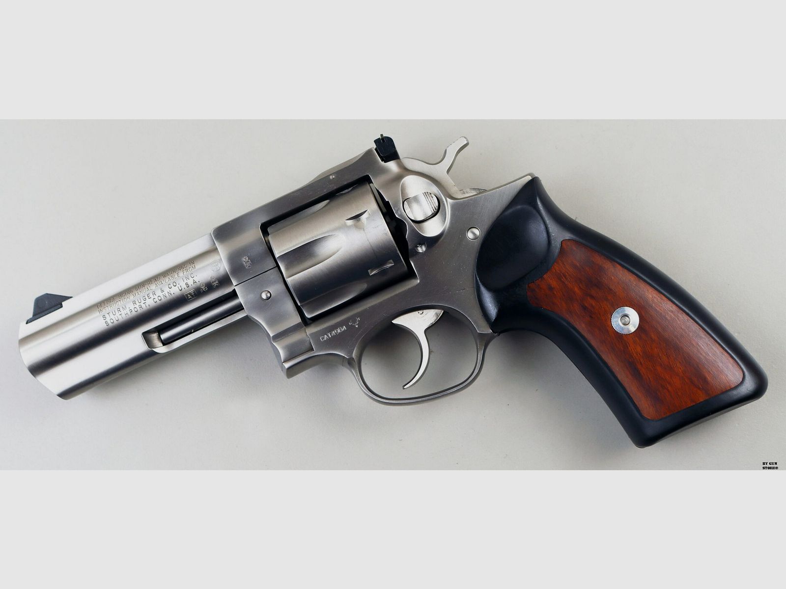 Revolver Ruger mod. GP100 cal. 357 mag. matr. 170-68772, immagine 2 di 14